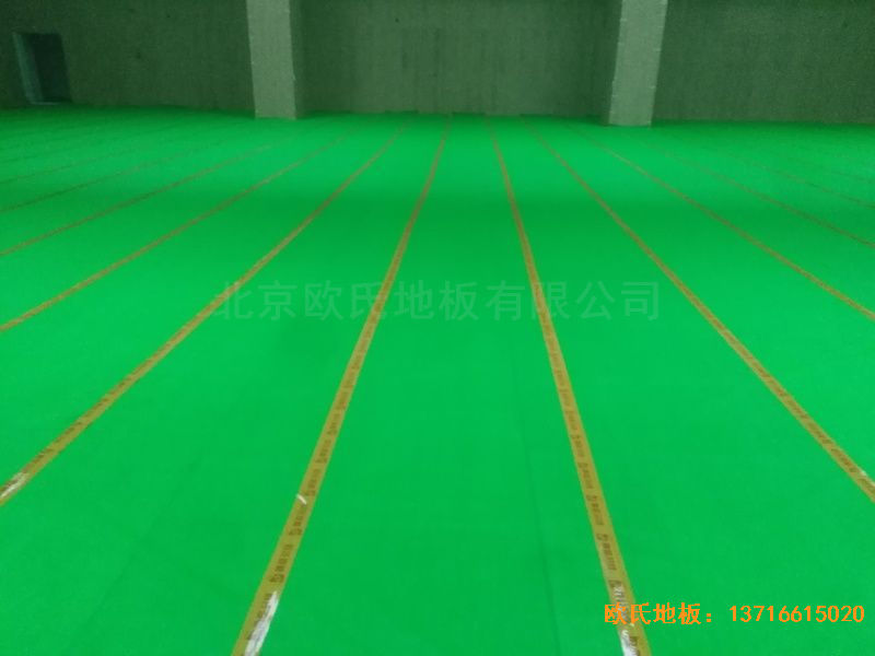 青島黃島區(qū)濱海街道中心小學(xué)體育木地板安裝案例