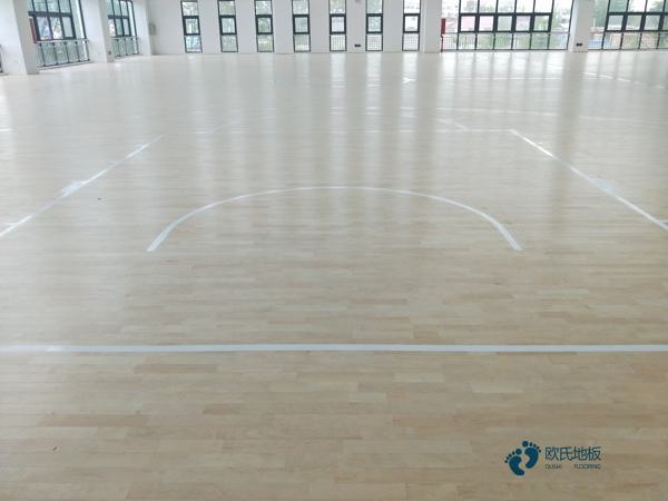 學校運動場館地板施工工藝